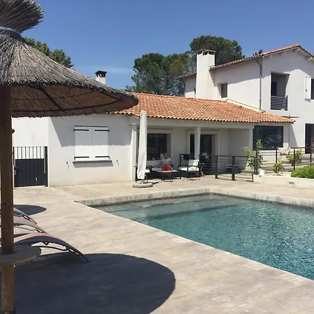 Le Petit Mogador Chambres D'hotes * Les Angles (Gard)