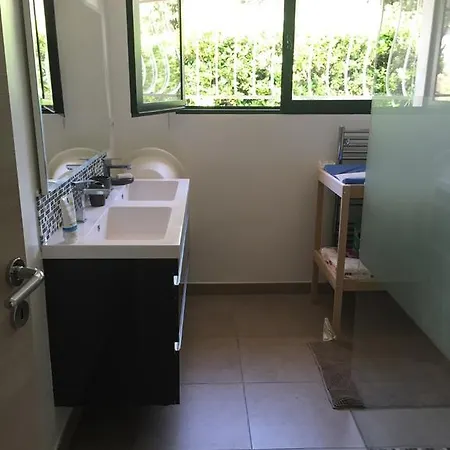 Alojamento de Acomodação e Pequeno-almoço Le Petit Mogador Chambres D'hotes Les Angles (Gard)